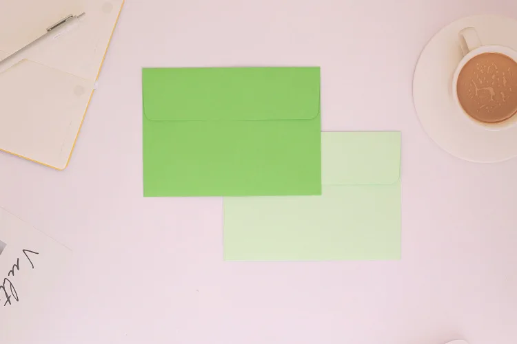  10 шт./уп. 13,3x18,4 см Красный конверт Крафт Желтый Зеленый Цвет Письмо Бумажные Конверты Конверты Для Подарочных Фото Пакетов Упаковка