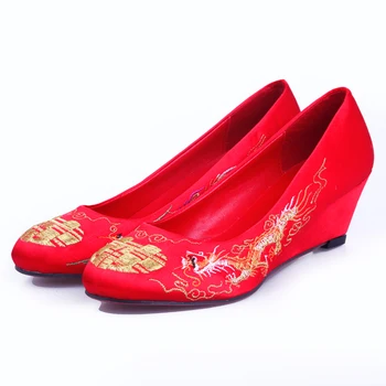 Вышитая свадебная обувь Высокие каблуки Свадебная обувь Туфли на танкетке Туфли Женщины Китайский стиль Cheongsam Винтаж Одинарная обувь