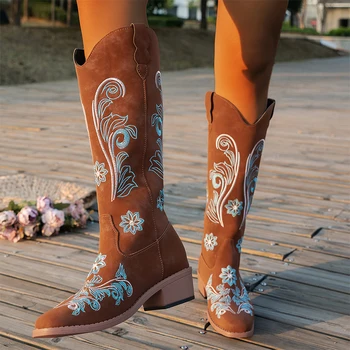  До колена Женщины Вышивка Челси Сапоги Средние каблуки Обувь Квадратный носок Мода Женщины Зима 2024 Дизайнер Новые западные сапоги Mujer