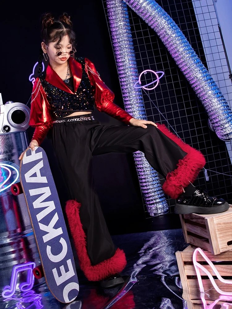 2023 Детские хип-хоп танцевальные костюмы для детей Красный топ с пайетками Плюшевые брюки Наряды Джаз Танцевальное представление Рейв-одежда DQL8763