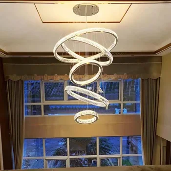 Роскошная светодиодная хрустальная лестница люстра Современные золотые кольца Дизайн Кристальные подвесные светильники Длинные светильники для вестибюля виллы